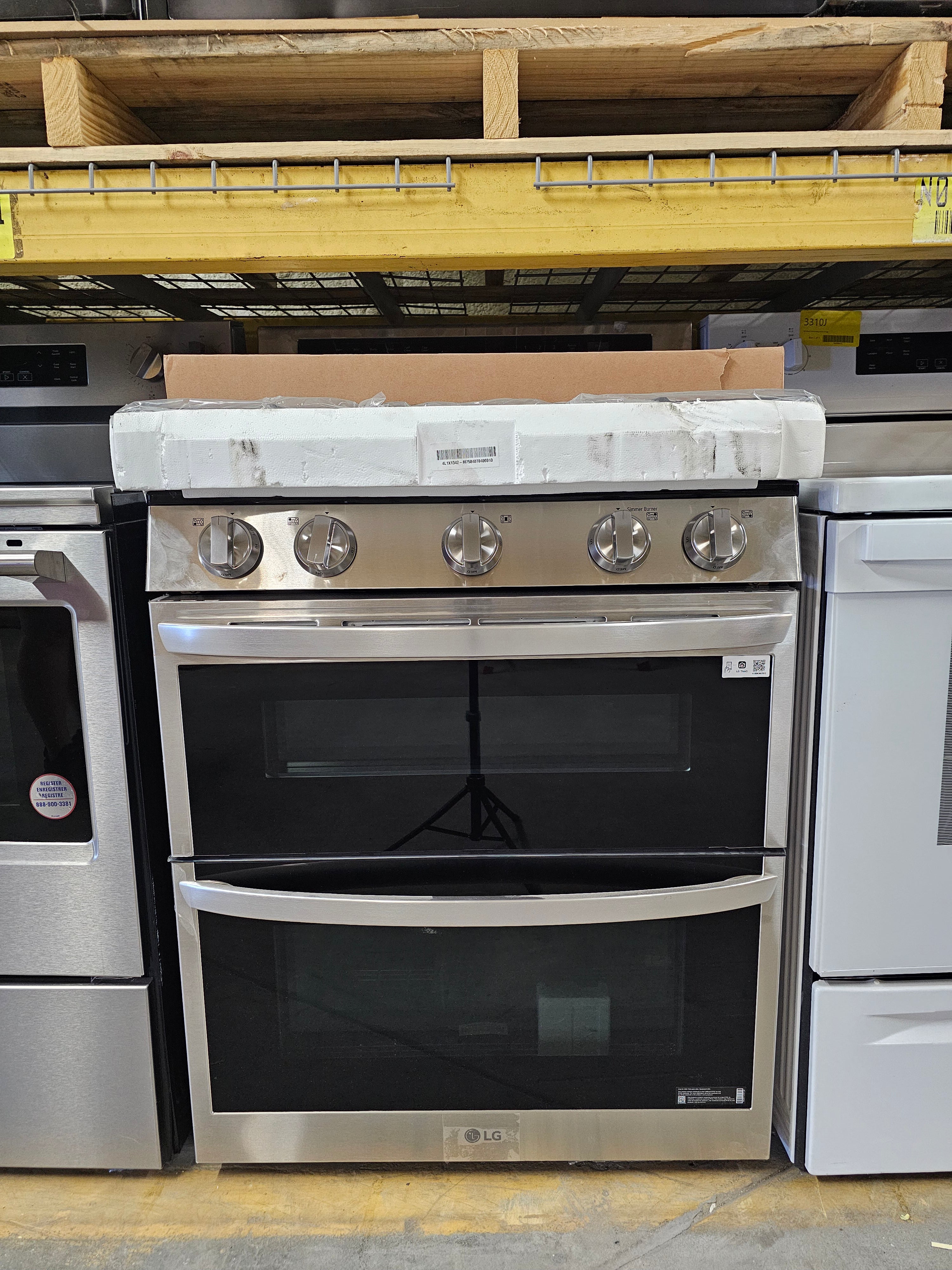 LG Smart Gas Double Oven Freestanding Range with ProBake Convection®, Air Fry & Air Sous Vide